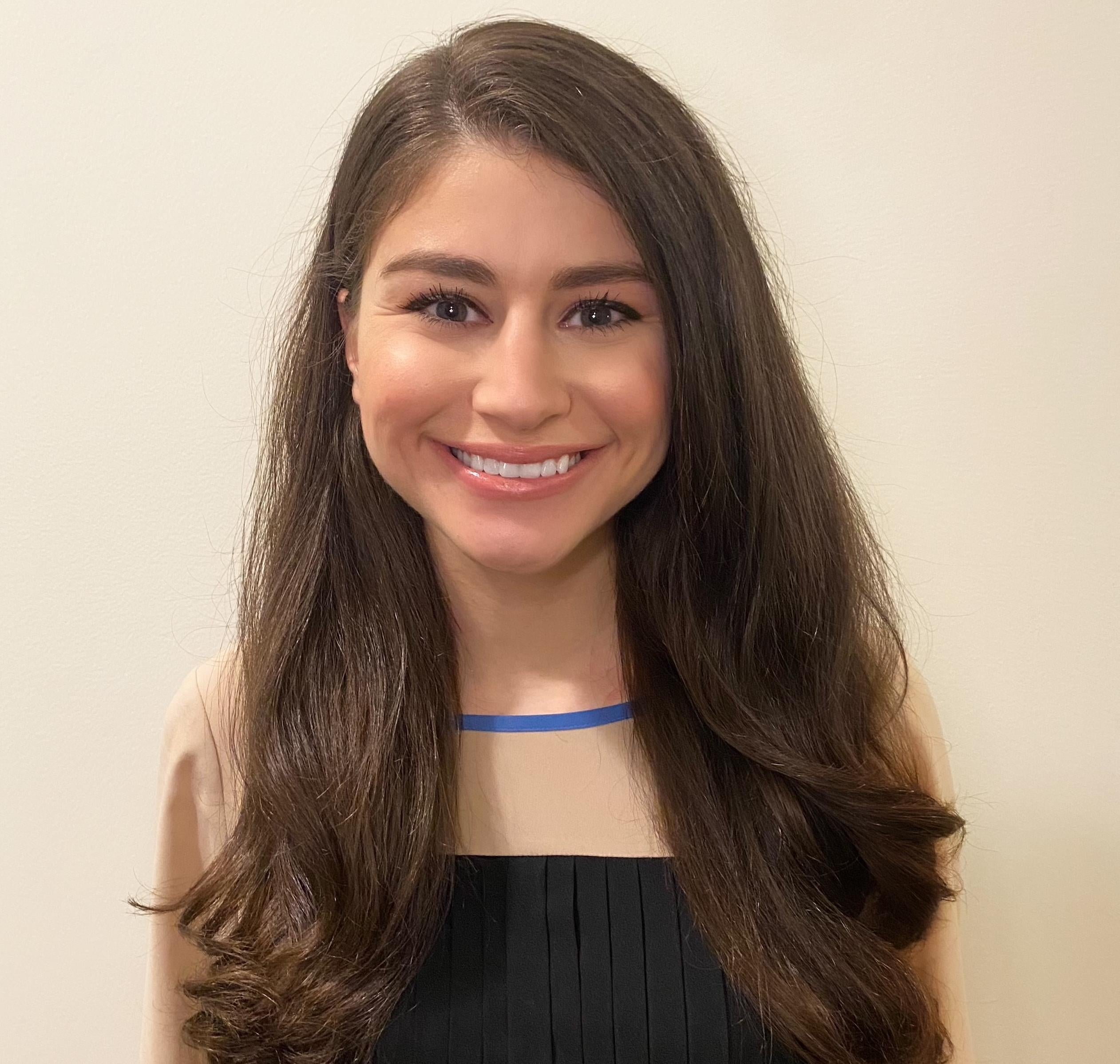 Dr. Ariana Kelly Headshot